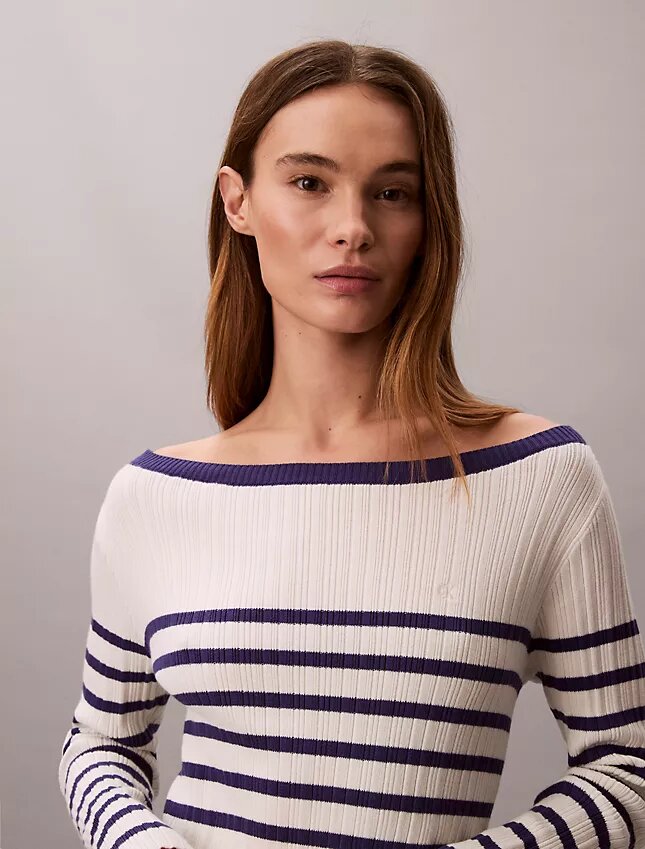 Gestreiftes, langärmeliges Minikleid mit Rippmuster Gestreiftes, langärmeliges Minikleid mit Rippmuster