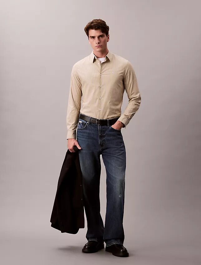 Gestreiftes Slim-Fit-Hemd mit Knopfleiste Gestreiftes Slim-Fit-Hemd mit Knopfleiste