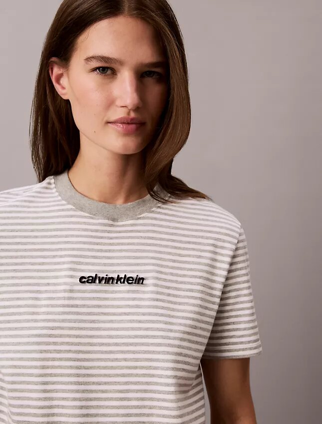 Gestreiftes T-Shirt mit CK-Logo Gestreiftes T-Shirt mit CK-Logo