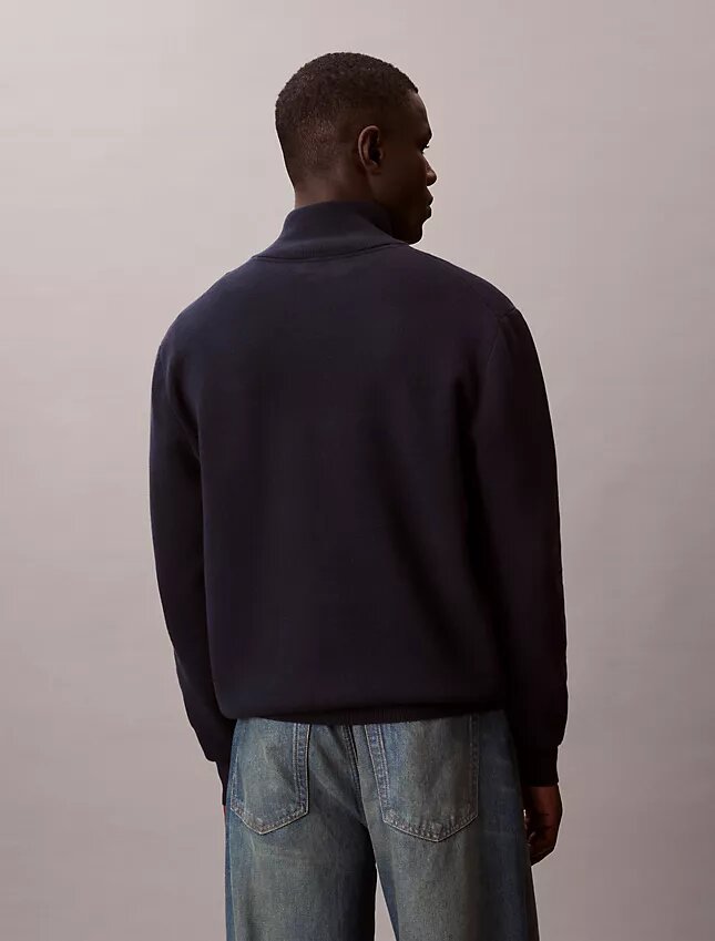 Glatter Baumwollpullover mit Viertelreißverschluss Glatter Baumwollpullover mit Viertelreißverschluss
