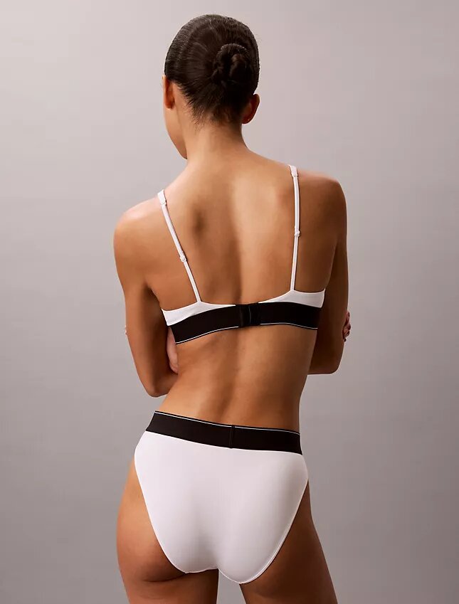 Grafisches Monogram, Microfiber-Stretch, leicht gefüttert, Triangel-Bralette Grafisches Monogram, Microfiber-Stretch, leicht gefüttert, Triangel-Bralette