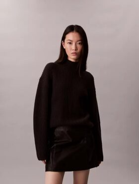 Grob gestrickter, lockerer Rollkragenpullover