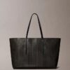 Große Tasche mit durchgehendem Emblem-Logo und Beutel Große Tasche mit durchgehendem Emblem-Logo und Beutel
