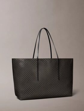 Große Tasche mit durchgehendem Emblem-Logo und Beutel