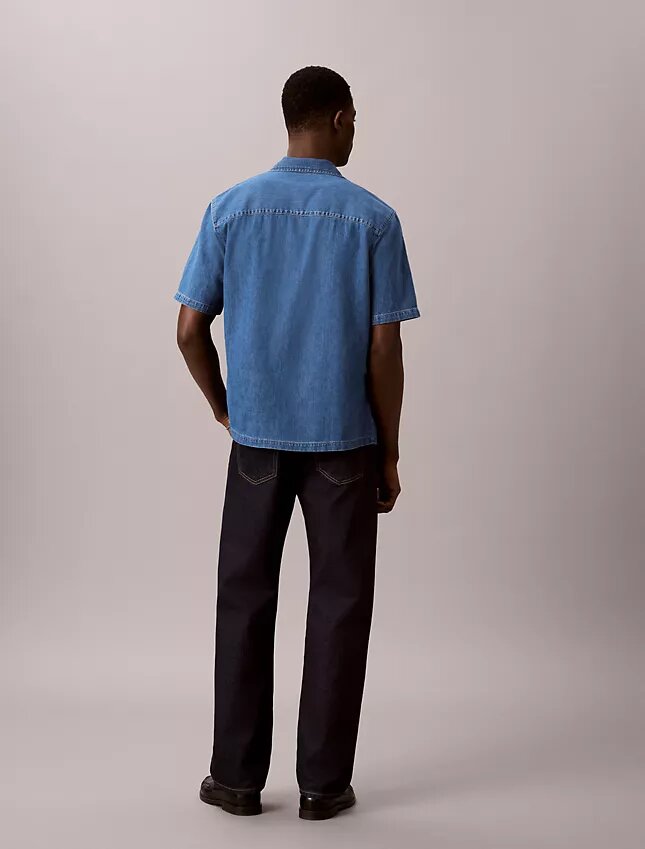 Hemd aus Denim-Leinen-Mischung mit Knöpfen Hemd aus Denim-Leinen-Mischung mit Knöpfen