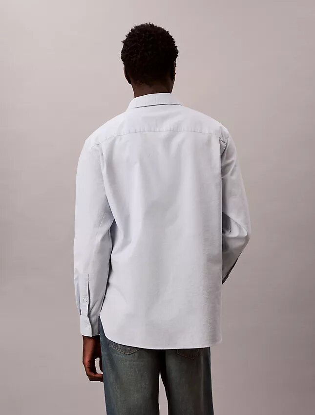 Hemd mit Logo-Grafik aus gewaschenem Oxford-Stoff mit Button-Down-Kragen Hemd mit Logo-Grafik aus gewaschenem Oxford-Stoff mit Button-Down-Kragen