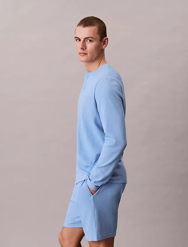 Henley-Schlafshirt aus Waffelpiqué Henley-Schlafshirt aus Waffelpiqué