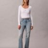 High-Waist-Jeans mit geradem Bein High-Waist-Jeans mit geradem Bein