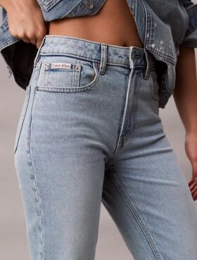 High-Waist-Jeans mit geradem Bein