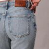 High-Waist-Jeans mit geradem Bein High-Waist-Jeans mit geradem Bein
