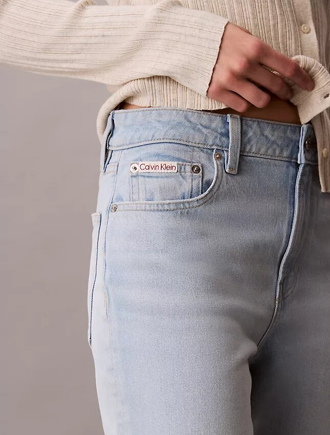 High-Waist-Jeans mit geradem Bein High-Waist-Jeans mit geradem Bein