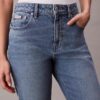 High-Waist-Jeans mit geradem Bein