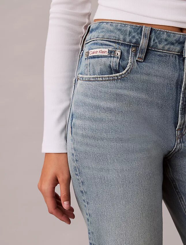 High-Waist-Jeans mit geradem Bein High-Waist-Jeans mit geradem Bein