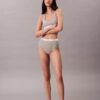 Hoch geschnittener Slip aus Cotton Stretch-Rippstoff Hoch geschnittener Slip aus Cotton Stretch-Rippstoff