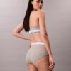 Hoch geschnittener Slip aus Cotton Stretch-Rippstoff Hoch geschnittener Slip aus Cotton Stretch-Rippstoff