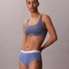 Hoch geschnittener Slip aus Cotton Stretch-Rippstoff Hoch geschnittener Slip aus Cotton Stretch-Rippstoff