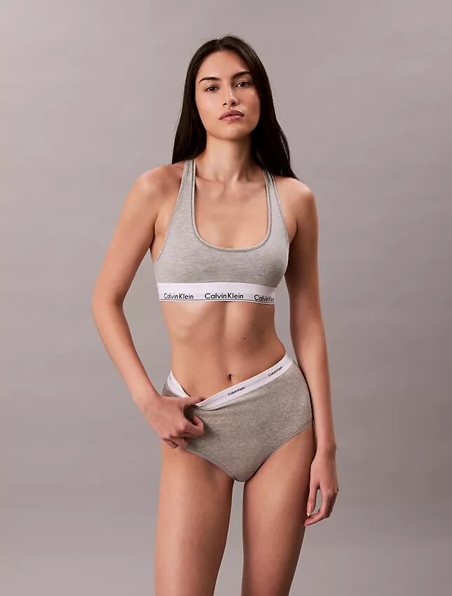 Hoch geschnittener Slip aus Cotton Stretch-Rippstoff Hoch geschnittener Slip aus Cotton Stretch-Rippstoff