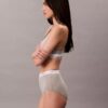 Hoch geschnittener Slip aus Cotton Stretch-Rippstoff Hoch geschnittener Slip aus Cotton Stretch-Rippstoff