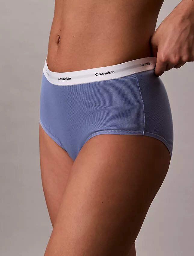 Hoch geschnittener Slip aus Cotton Stretch-Rippstoff Hoch geschnittener Slip aus Cotton Stretch-Rippstoff