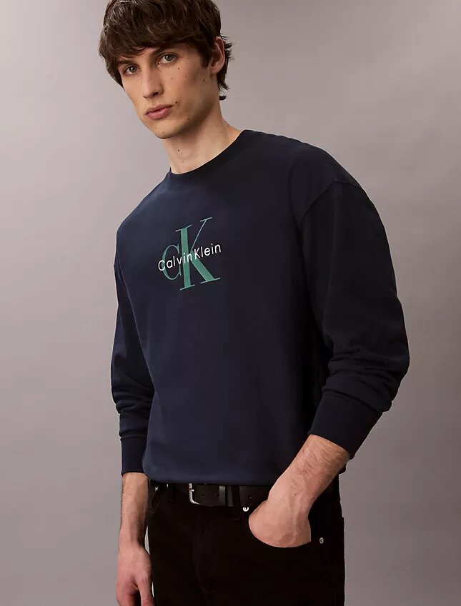 Hochwertiges Frottee-Sweatshirt mit Monogram-Logo Hochwertiges Frottee-Sweatshirt mit Monogram-Logo