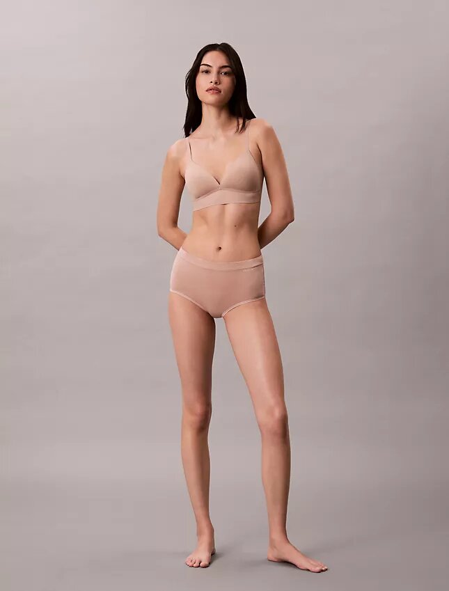Idealer Baumwoll-Slip mit hoher Taille Idealer Baumwoll-Slip mit hoher Taille