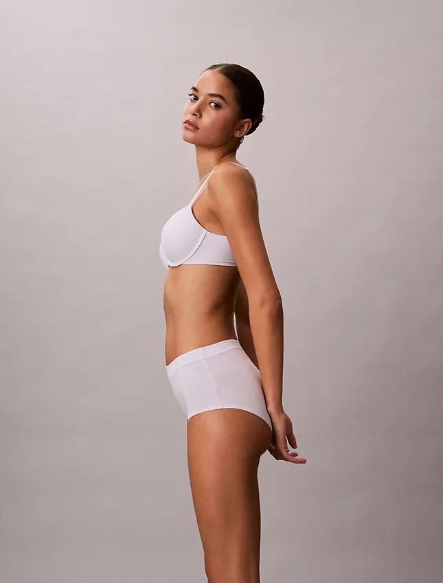 Idealer Baumwoll-Slip mit hoher Taille Idealer Baumwoll-Slip mit hoher Taille