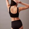 Idealer Baumwoll-Slip mit hoher Taille Idealer Baumwoll-Slip mit hoher Taille