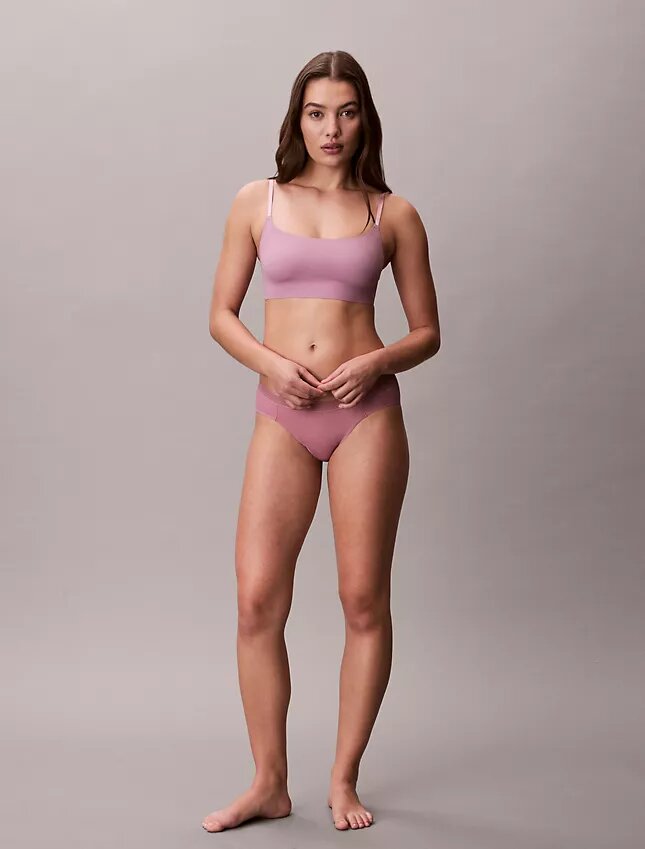 Invisibles Bügel-freies, leicht gefüttertes Bralette Invisibles Bügel-freies, leicht gefüttertes Bralette