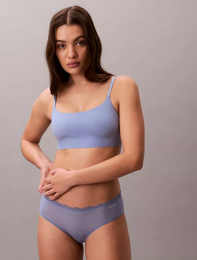 Invisibles Bügel-freies, leicht gefüttertes Bralette Invisibles Bügel-freies, leicht gefüttertes Bralette