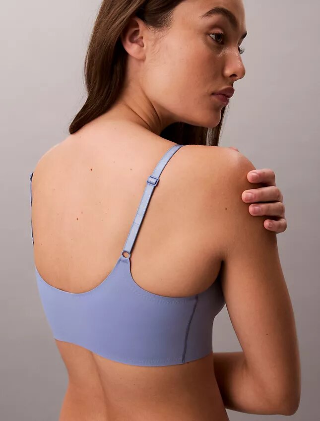 Invisibles Bügel-freies, leicht gefüttertes Bralette Invisibles Bügel-freies, leicht gefüttertes Bralette