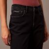 Jeans mit mittlerer Leibhöhe und ausgestelltem Schnitt Jeans mit mittlerer Leibhöhe und ausgestelltem Schnitt