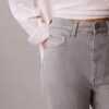 Jeans mit superhohem Bund und weitem Bein Jeans mit superhohem Bund und weitem Bein