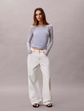 Jeans mit weitem Bein Jeans mit weitem Bein