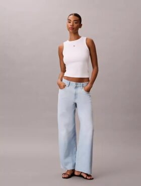 Jeans mit weitem Bein Jeans mit weitem Bein