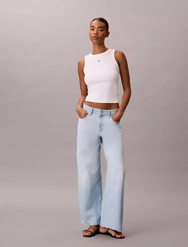 Jeans mit weitem Bein Jeans mit weitem Bein