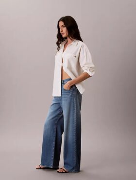 Jeans mit weitem Bein Jeans mit weitem Bein