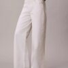 Jeans mit weitem Bein Jeans mit weitem Bein