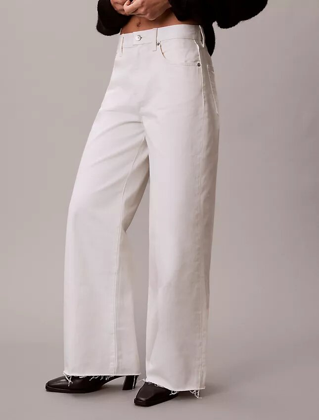 Jeans mit weitem Bein Jeans mit weitem Bein