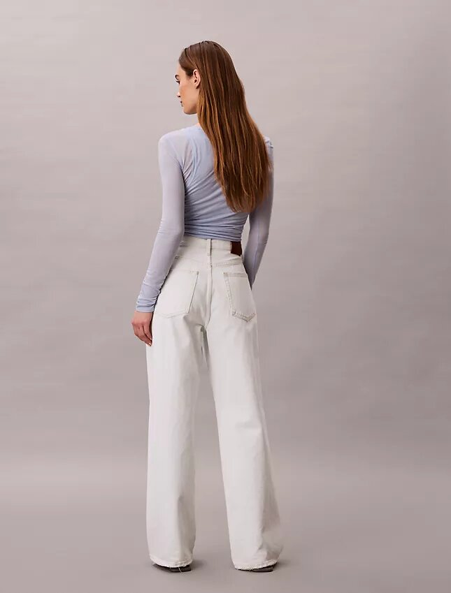 Jeans mit weitem Bein Jeans mit weitem Bein