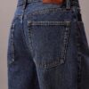 Jeans mit weitem Bein Jeans mit weitem Bein