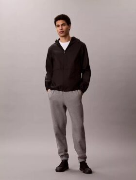 Jogginghose aus Fleece mit Monogram Jogginghose aus Fleece mit Monogram