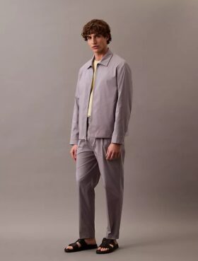 Klassische Reißverschluss-Hemdjacke aus Baumwollmischung Klassische Reißverschluss-Hemdjacke aus Baumwollmischung