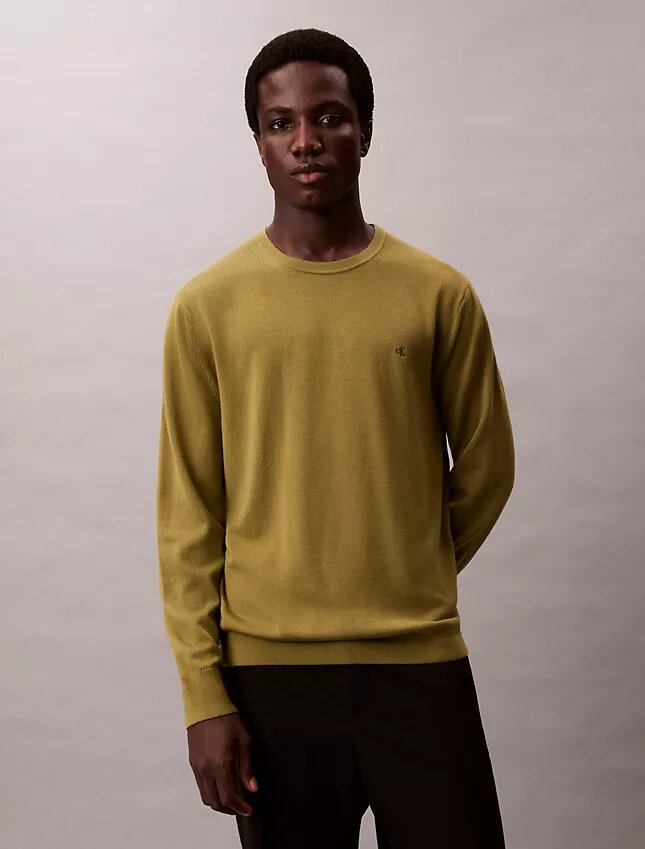 Klassischer Pullover aus Merinowolle Klassischer Pullover aus Merinowolle