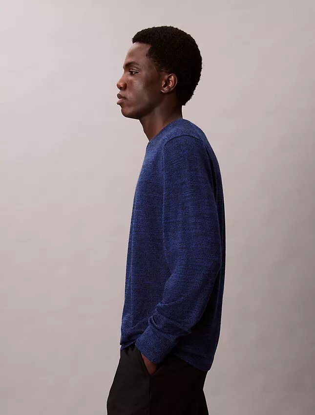 Klassischer Pullover aus Merinowolle Klassischer Pullover aus Merinowolle
