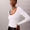 Klassischer Pullover mit Rundhalsausschnitt aus Baumwollmischung