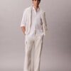 Klassisches Button-Down-Hemd aus Leinen und Baumwolle Klassisches Button-Down-Hemd aus Leinen und Baumwolle