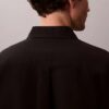 Klassisches Button-Down-Hemd aus Leinen und Baumwolle Klassisches Button-Down-Hemd aus Leinen und Baumwolle