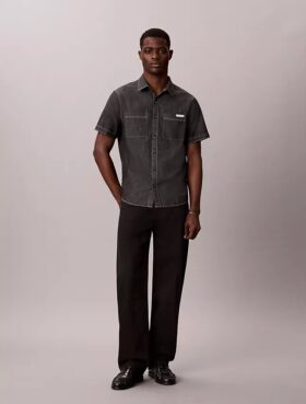 Klassisches Chambray-Hemd mit Knopfleiste