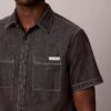 Klassisches Chambray-Hemd mit Knopfleiste