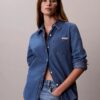 Klassisches Denim-Hemd mit Knopfleiste Klassisches Denim-Hemd mit Knopfleiste